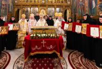Proclamarea locală a Sfintei Doamne Maria Brâncoveanu: Bisericile ajutate de sfântă au primit icoane relicvar