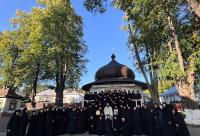 Monahii din Ucraina, în pelerinaj la Văratec