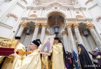 Procesiunea Calea Sfinților la București: Dumnezeu cheamă neîncetat oamenii la sfințenie
