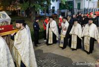 (Video) A început hramul Cuvioasei Parascheva. Sfânta își așteaptă pelerinii la Iași, alături de Sfântul Paisie de la Sihăstria