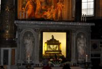 Cinstitul lanț al Sfântului Apostol Petru - în Basilica San Pietro in Vincoli, Roma