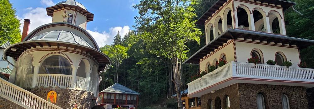 Schitul Sfântul Pantelimon Valea Lupului, Transfăgărășan – Argeș