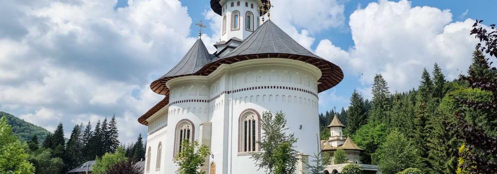 Mănăstirea Sihăstria Putnei – Suceava
