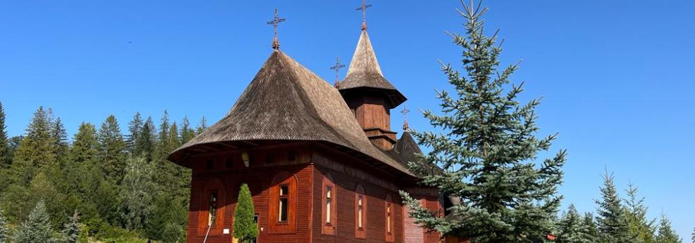 Schitul „Poiana lui Ioan” – Neamț