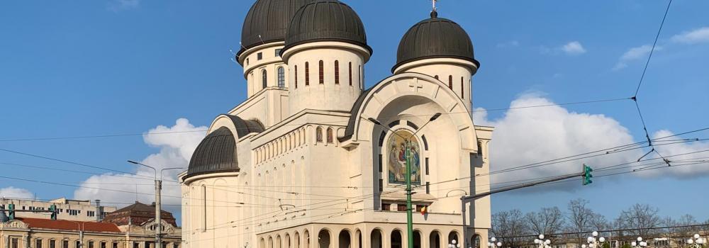 Catedrala Arhiepiscopală „Sfânta Treime” – Arad