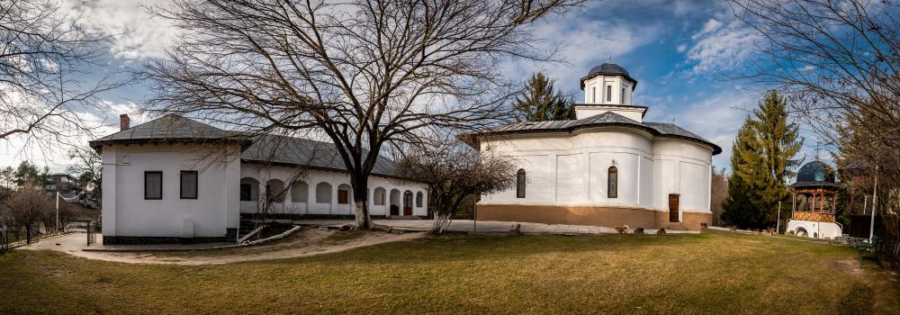 Mănăstirea Trivale