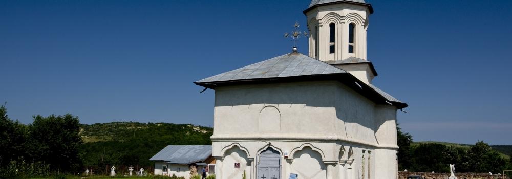 Schitul „Sfinții Arhangheli” Berca