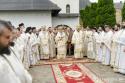 Binecuvântare și recunoștință la Mănăstirea Hadâmbu: Moaștele Sfântului Pantelimon, întâmpinate cu evlavie la aniversarea a 35 de ani de la reluarea vieții monahale