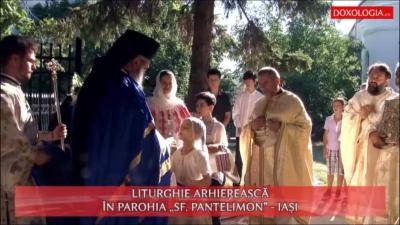 Liturghie arhierească în parohia „Sf. Pantelimon” - Târgu Cucu, Iași