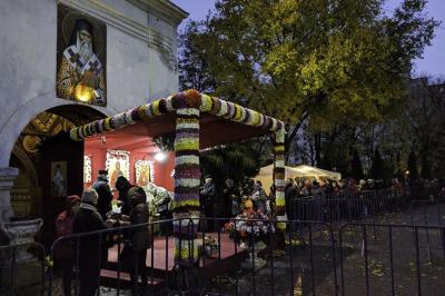 Pelerinaj la moaștele Sfântului Nectarie, Mănăstirea Radu Vodă din București (galerie FOTO)