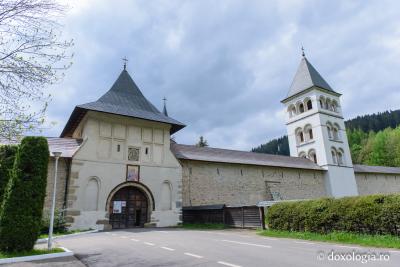 Foto: Oana Nechifor (Foto) Mănăstirea Putna – „Ierusalimul neamului românesc”