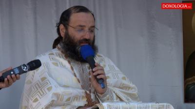 (Video) Arhimandritul Mihail Daniliuc - Hrisovul de sfințire al bisericii Schitului Vovidenia - Neamț