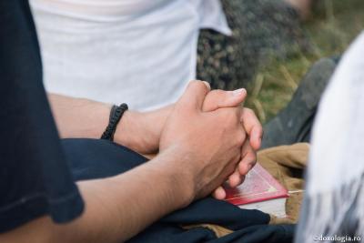 (Audio) Pausikakos, luntraşul care îşi recăpătă vederea cu ajutorul Sfintei Tecla