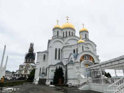 (Foto) Mănăstirea Diveevo – acasă la Sfântul Serafim de Sarov