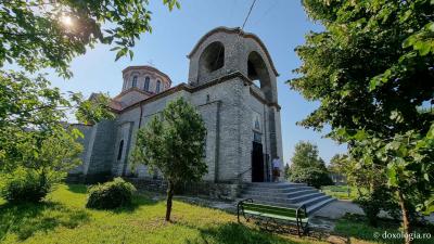 Biserica „Sfânta Cuvioasă Parascheva” din Balcic, Bulgaria / Foto: Bogdan Zamfirescu Biserica „Sfânta Cuvioasă Parascheva” din Balcic, Bulgaria