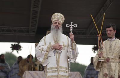 (Video) Înaltpreasfințitul Părinte Teofan: „Omul este zidirea lui Dumnezeu, ogorul lui Dumnezeu și lucrător împreună cu Dumnezeu”