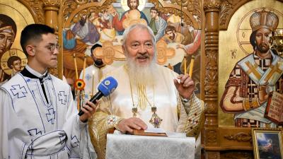 (Video) „Să urmăm credința Sfinților Martiri Năsăudeni” – IPS Andrei