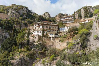 Coliba „Adormirea Maicii Domnului” de la Sfânta Ana Mică – Athos