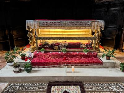 moaștele Sfintei Împărătese Elena