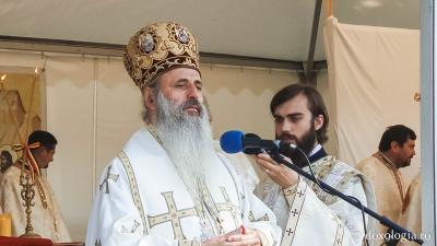 IPS Teofan / Foto: Mihail Vrăjitoru IPS Teofan, predicând