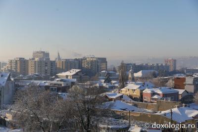 Biserici și mănăstiri din Iași sub zăpadă