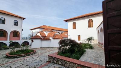 Mănăstirea „Sfinții Mucenici Chiric și Iulita” – Sidirokastro, Grecia