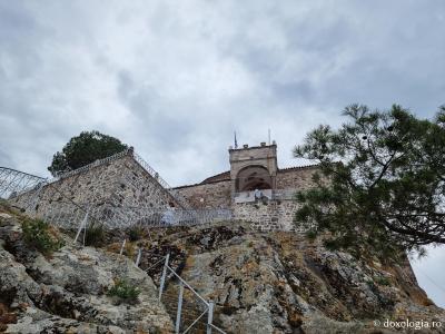 Biserica „Panagia Glykophilousa” (Dulcea sărutare) din Petra, Insula Lesvos