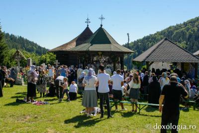 Se împlinesc 49 de ani de la trecerea la cele veșnice a părintelui Nicodim Măndiță