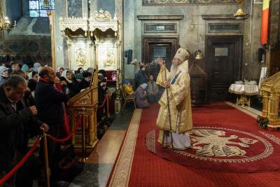 Slujire arhierească, în Duminica Înfricoșătoarei Judecăți, la Catedrala Mitropolitană din Iași Slujire arhierească, în Duminica Înfricoșătoarei Judecăți, la Catedrala Mitropolitană din Iași