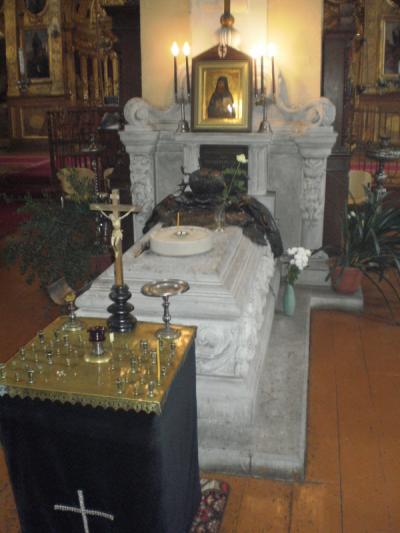 Mormântul Sfântului Ierarh Platon Kulbusch