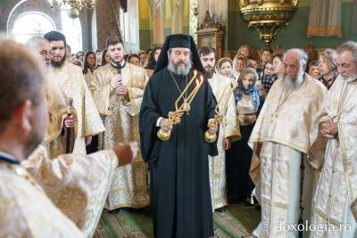 (Video) Sărbătoarea Sfintei Treimi, la Parohia „Sfântul Nicolae” Humulești