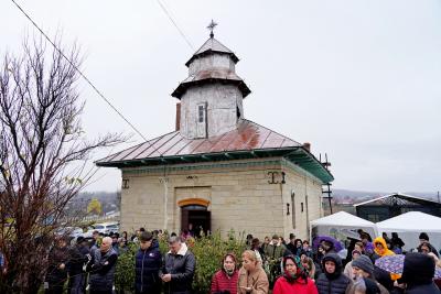 (Video) Binecuvântare arhierească la Parohia „Sfântul Ilie” Deleni