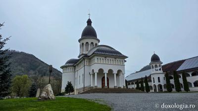 Mănăstirea „Martirii Neamului” Muncel