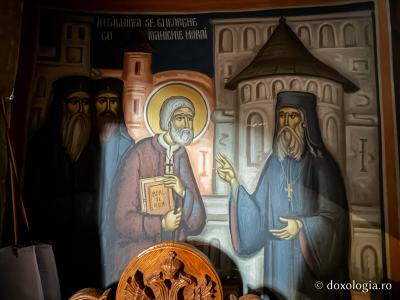 Troparul Sfântului Cuvios Iosif de la Văratec – interpretat de corul de maici al Mănăstirii