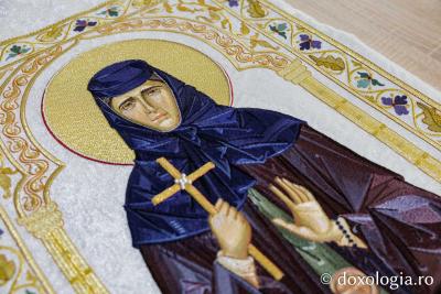 Veșmânt brodat pentru Sfânta Cuvioasă Muceniță Evloghia de la Samurcășești