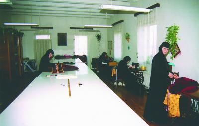 Fotografie - Atelier de veșminte liturgice – Mănăstirea Galata (Iași)