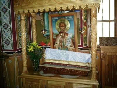 Moaștele Sfântului Cuvios Antonie de la Iezerul-Vâlcea Moaștele Sfântului Cuvios Antonie de la Iezerul-Vâlcea