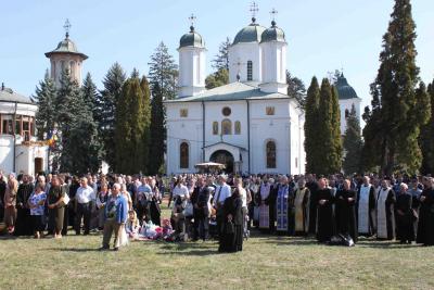 Sărbătoarea Sfântului Ierarh Martir Antim Ivireanul, ocrotitorul spiritual al Râmnicului Sărbătoarea Sfântului Ierarh Martir Antim Ivireanul, ocrotitorul spiritual al Râmnicului