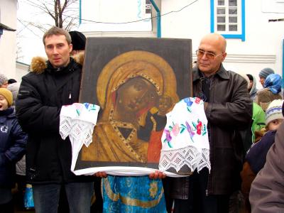Procesiune cu Icoana Maicii Domnului din Kazan Procesiune cu Icoana Maicii Domnului din Kazan