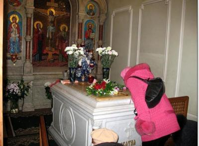 Mormântul Sfintei Xenia din Sankt Petersburg Mormântul Sfintei Xenia din Sankt Petersburg