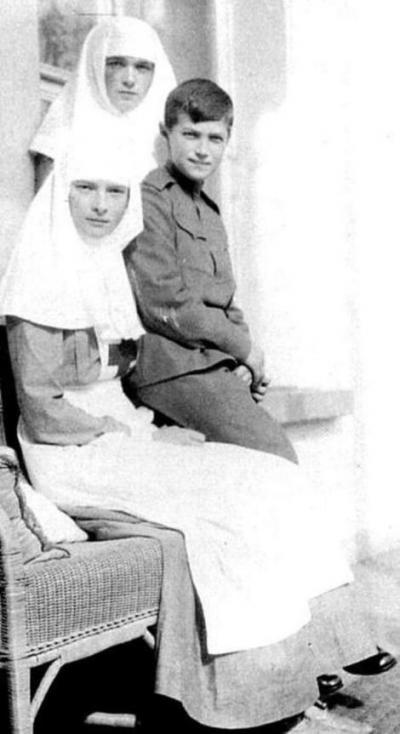 Sfinții Mucenici Olga, Tatiana și Alexie