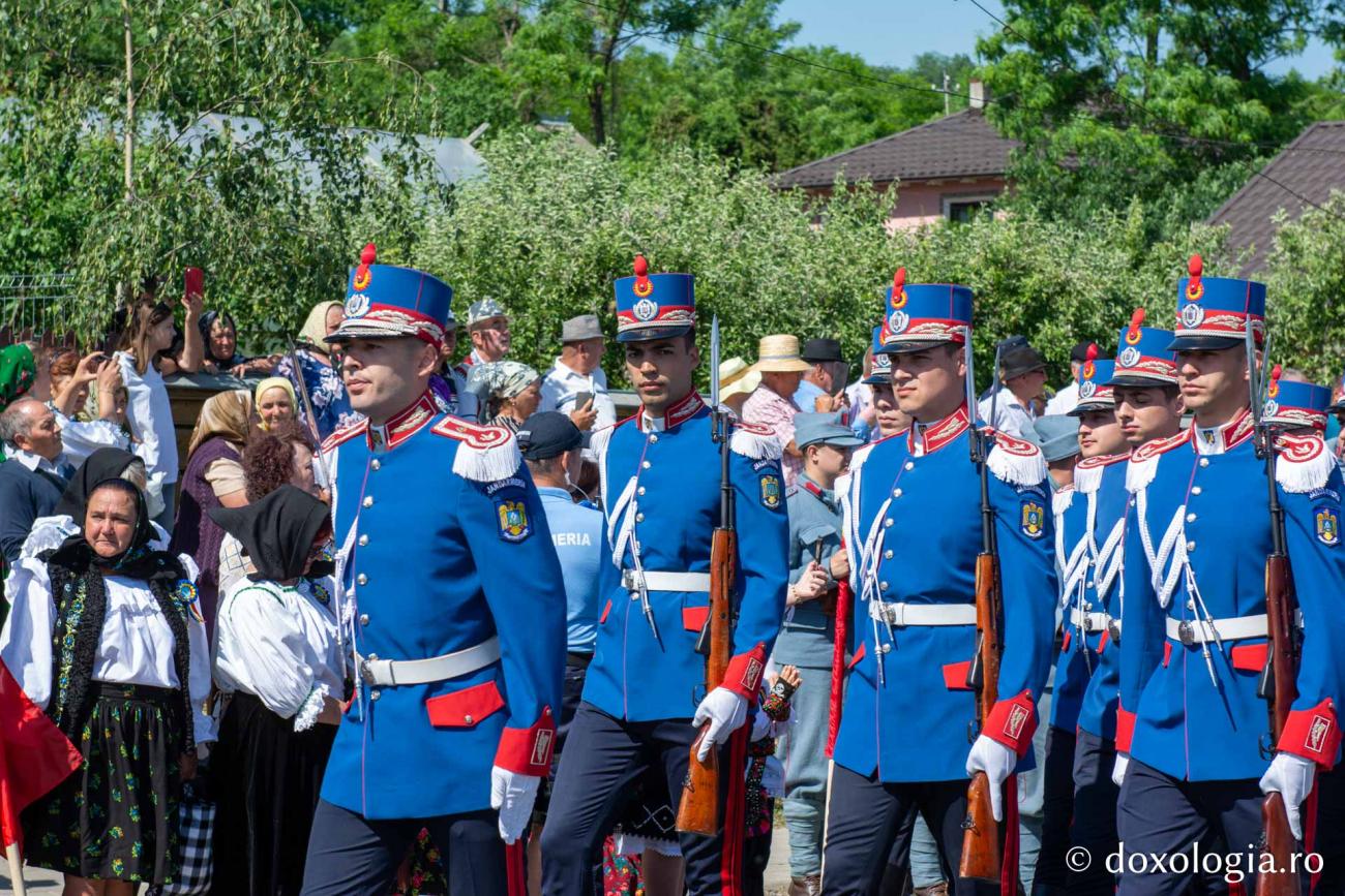 La Hlipiceni a fost sfințit un monument dedicat eroilor neamului