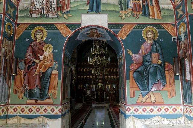 Mănăstirea Piatra Sfântă din Iași